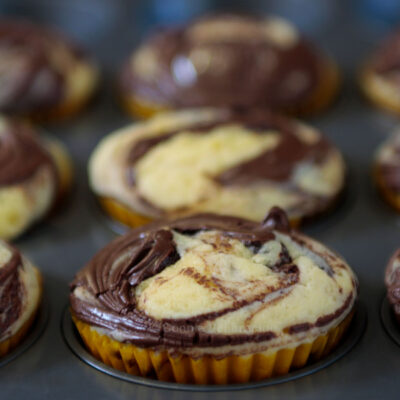 Self-frosting Nutella cupcakes