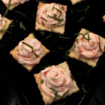 Smoked salmon and cream cheese pâté on crackers
