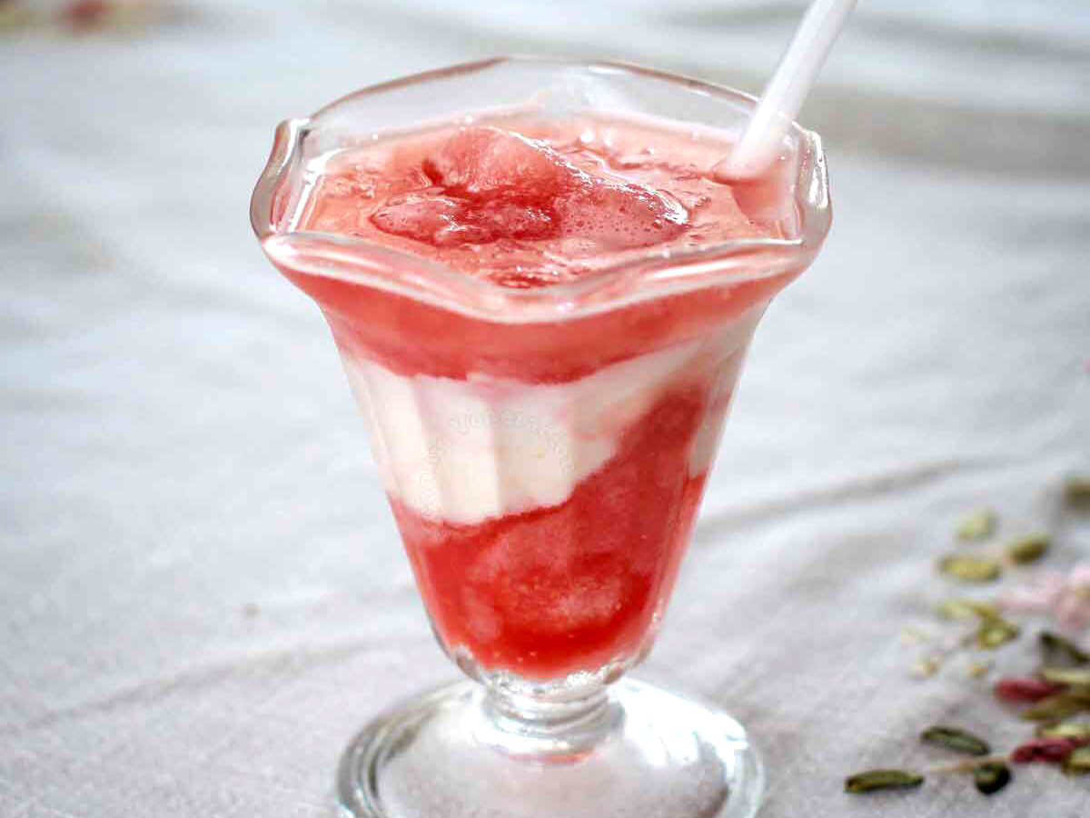 Watermelon and yogurt smoothie