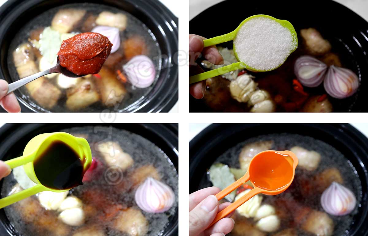 Adding gochujang, sugar, soy sauce and rice vinegar to beef in slow cooker