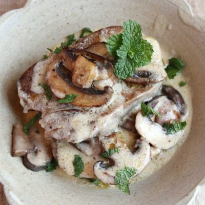 Beef tongue (lengua) and mushrooms in Bechamel sauce