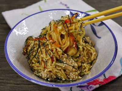 Chicken yakisoba