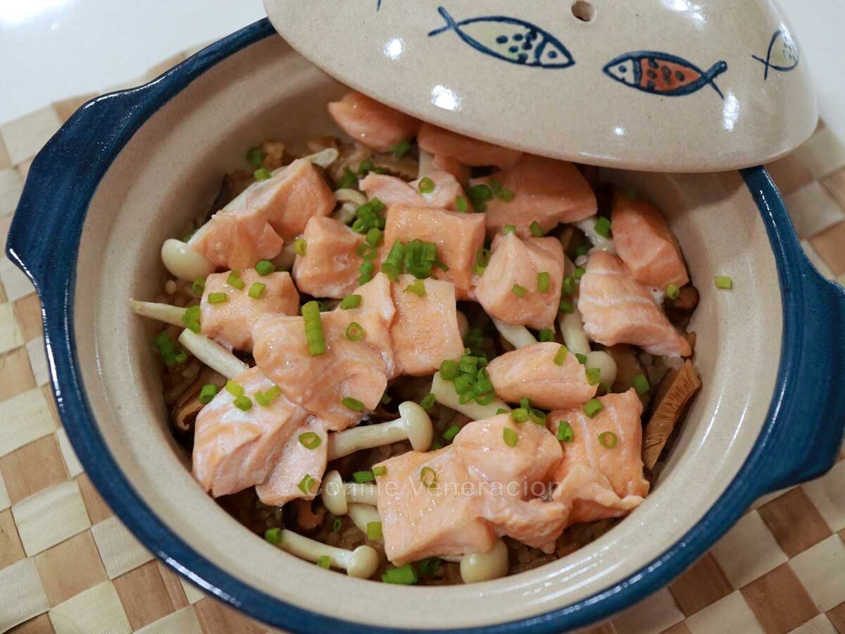 Claypot salmon and mushroom rice