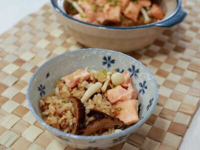 Claypot salmon and mushroom rice