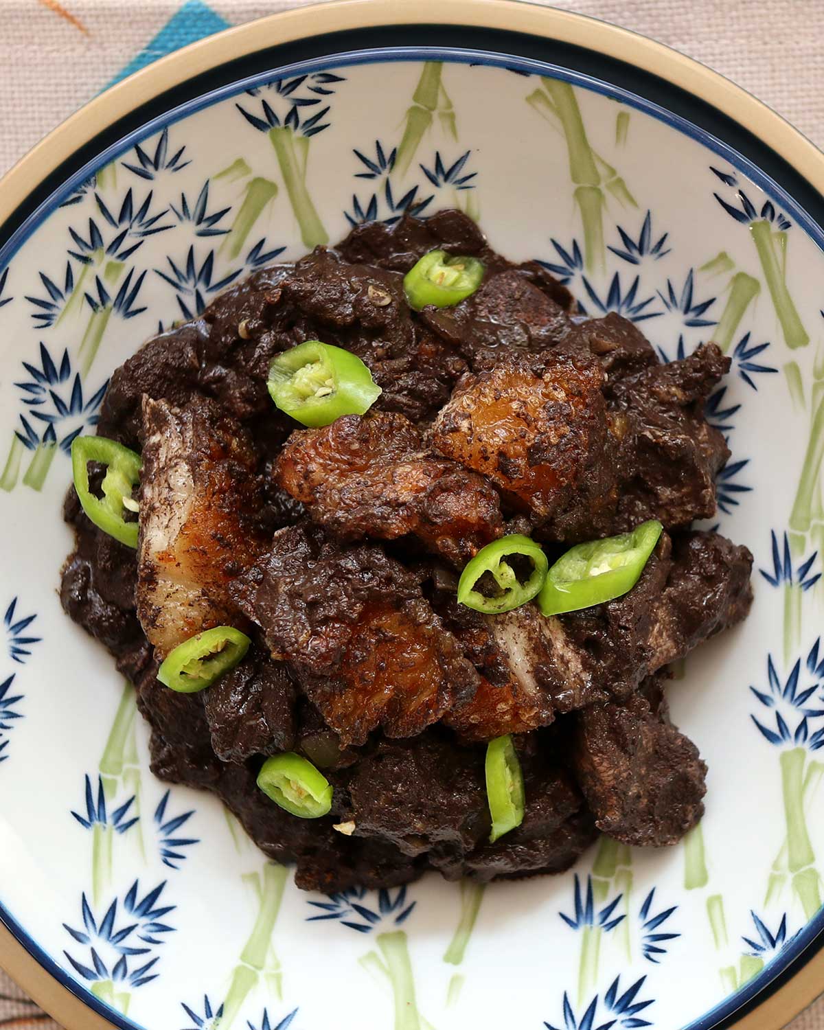 Dinardaraan (pork blood stew with crispy pork belly)