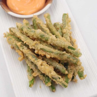 Tempura-style crispy green beans