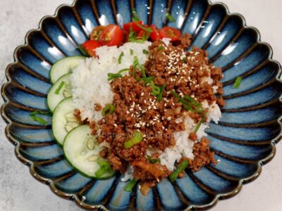 Korean-style ground beef rice bowl