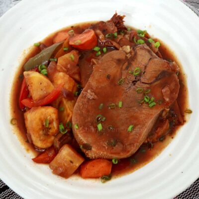 Lengua (beef tongue) estofado