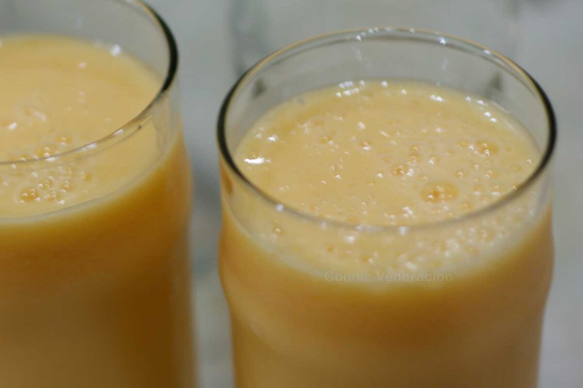 Mango and melon smoothie