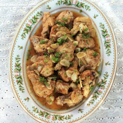 Spanish garlic chicken (pollo al ajillo)