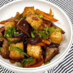 Tofu and shiitake in soy ginger sauce