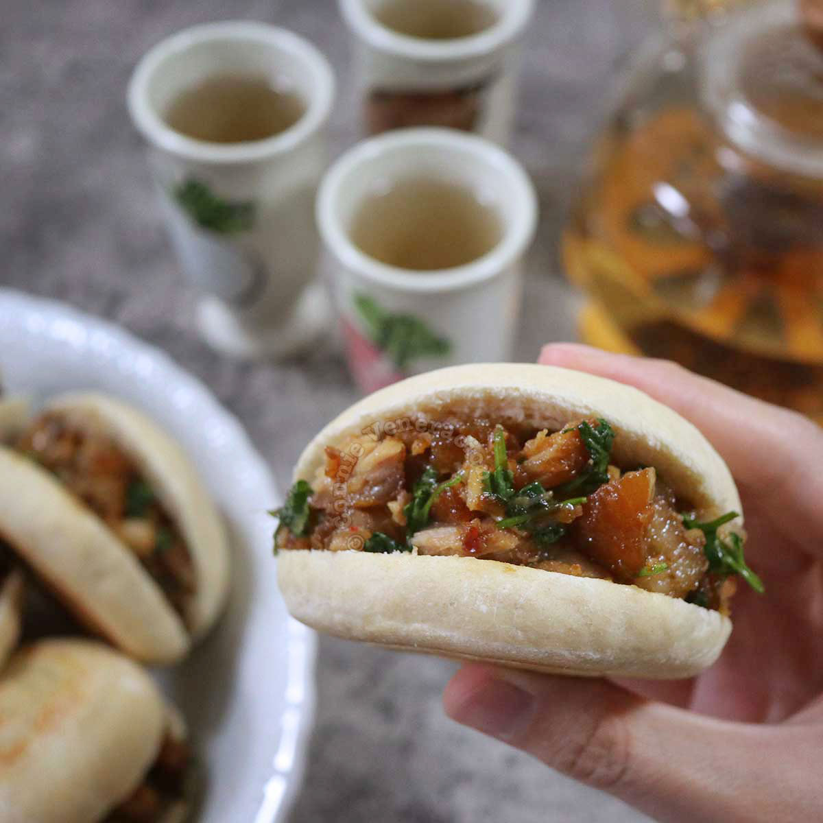 Chinese hamburger (rou jia mo)
