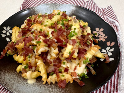 Fast and easy cheesy bacon fries