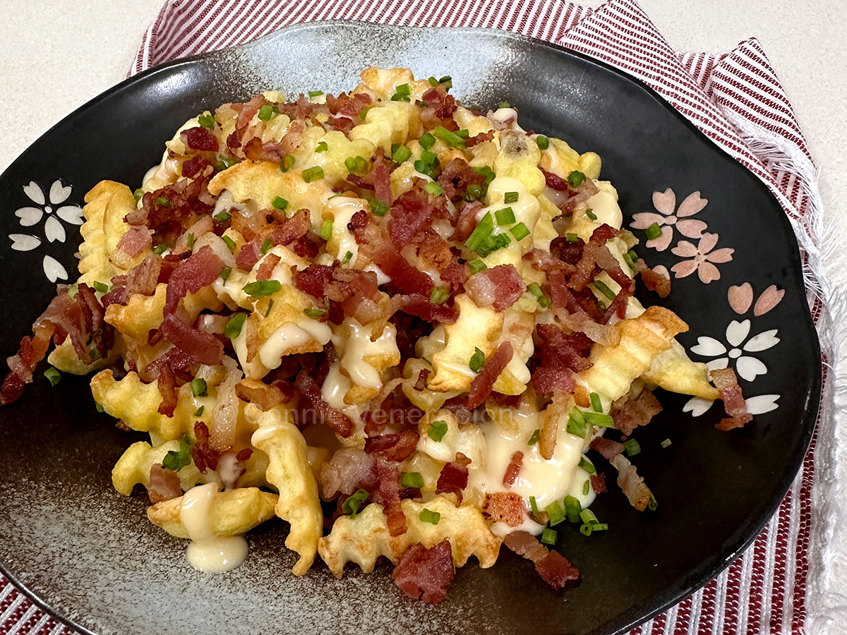 Fast and easy cheesy bacon fries