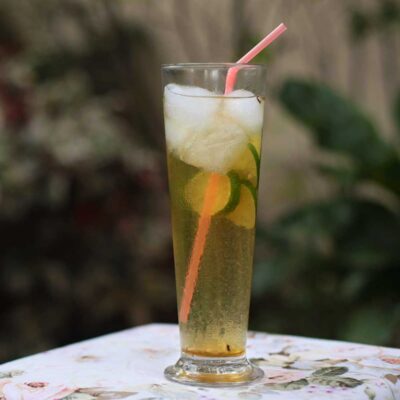 Iced jasmine tea